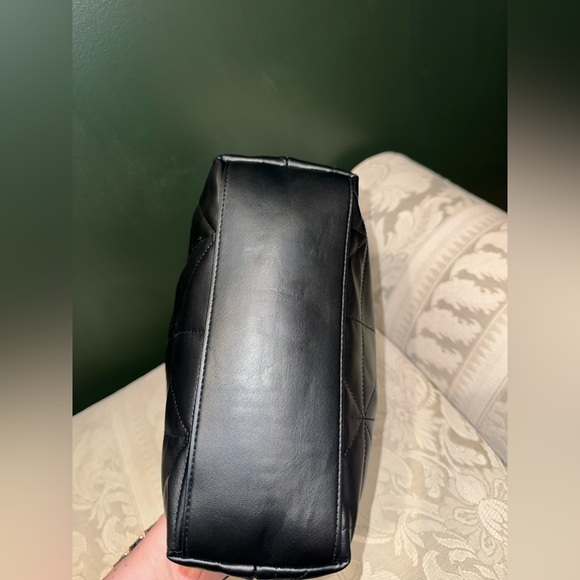 A New Day Black Quilted Drawstring Bag with Gold Chain - Picture 4 of 5